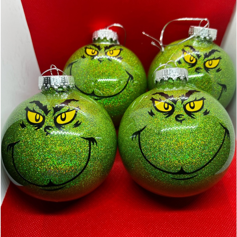 Grinchmas Ornaments💚